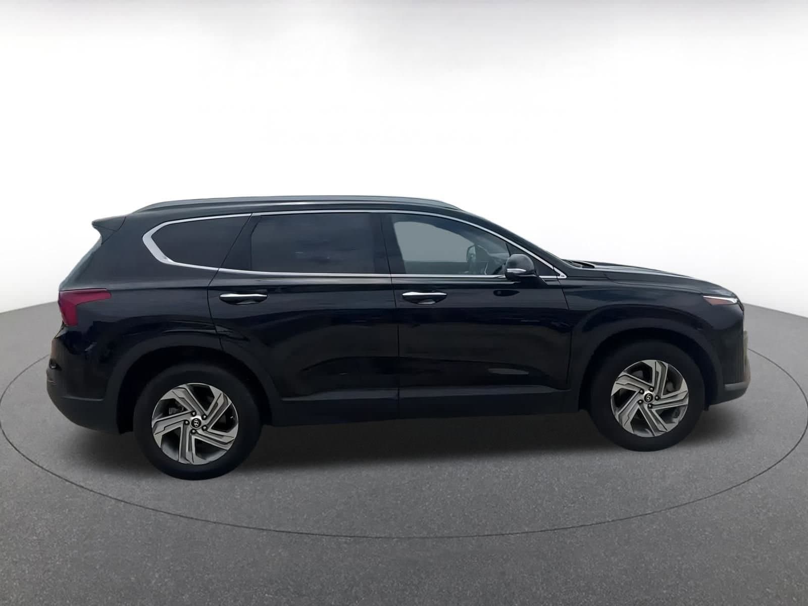 Thumbnail: 2023 Hyundai Santa Fe - 16
