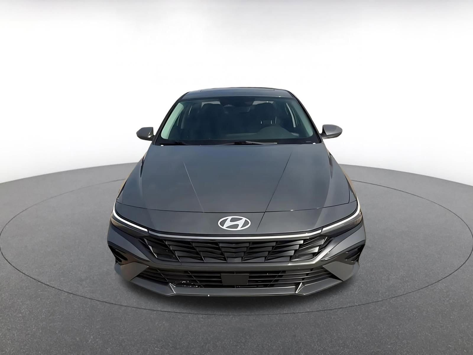 Thumbnail: 2025 Hyundai Elantra - 4