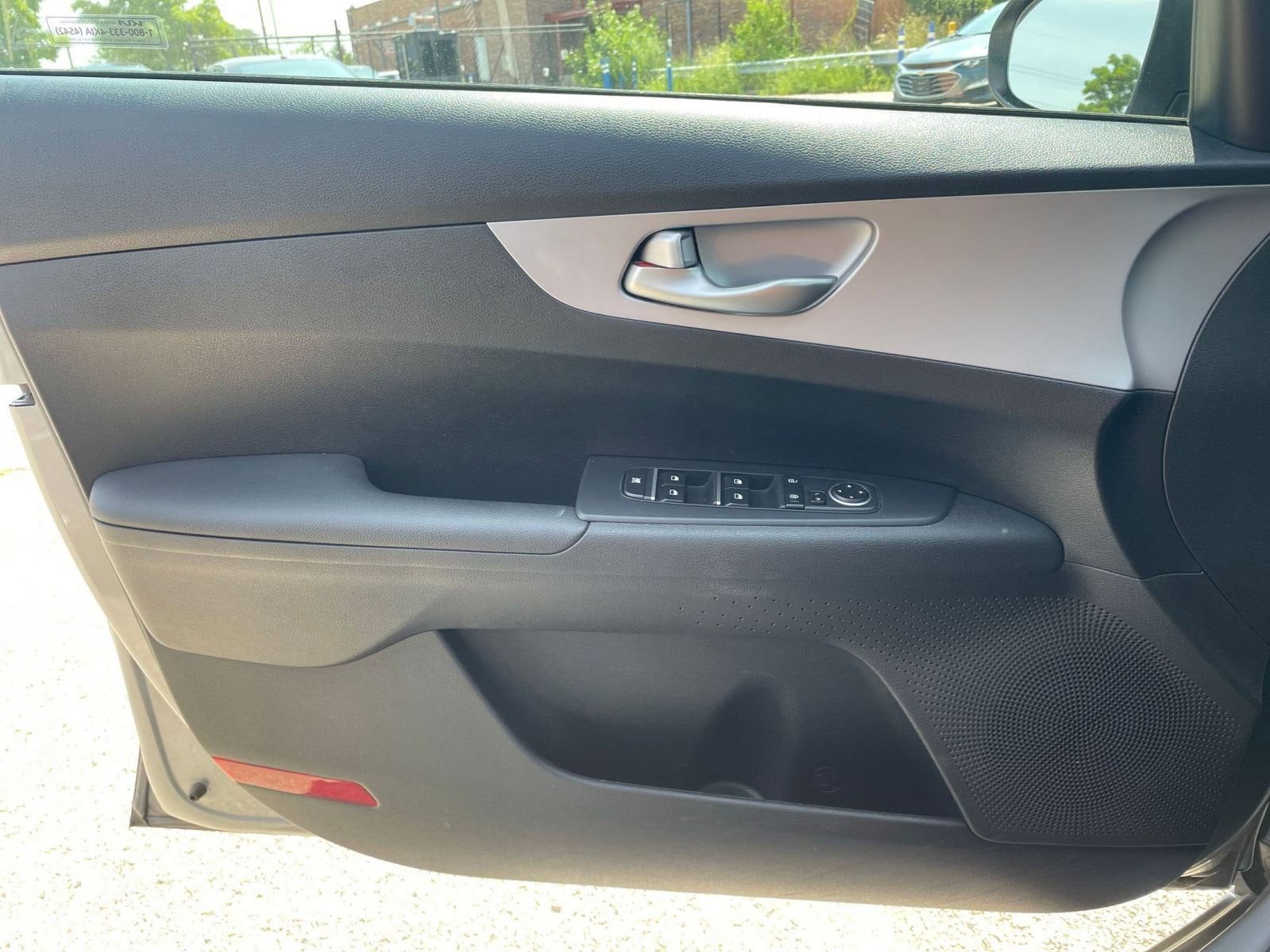 Thumbnail: 2024 Kia Forte - 20