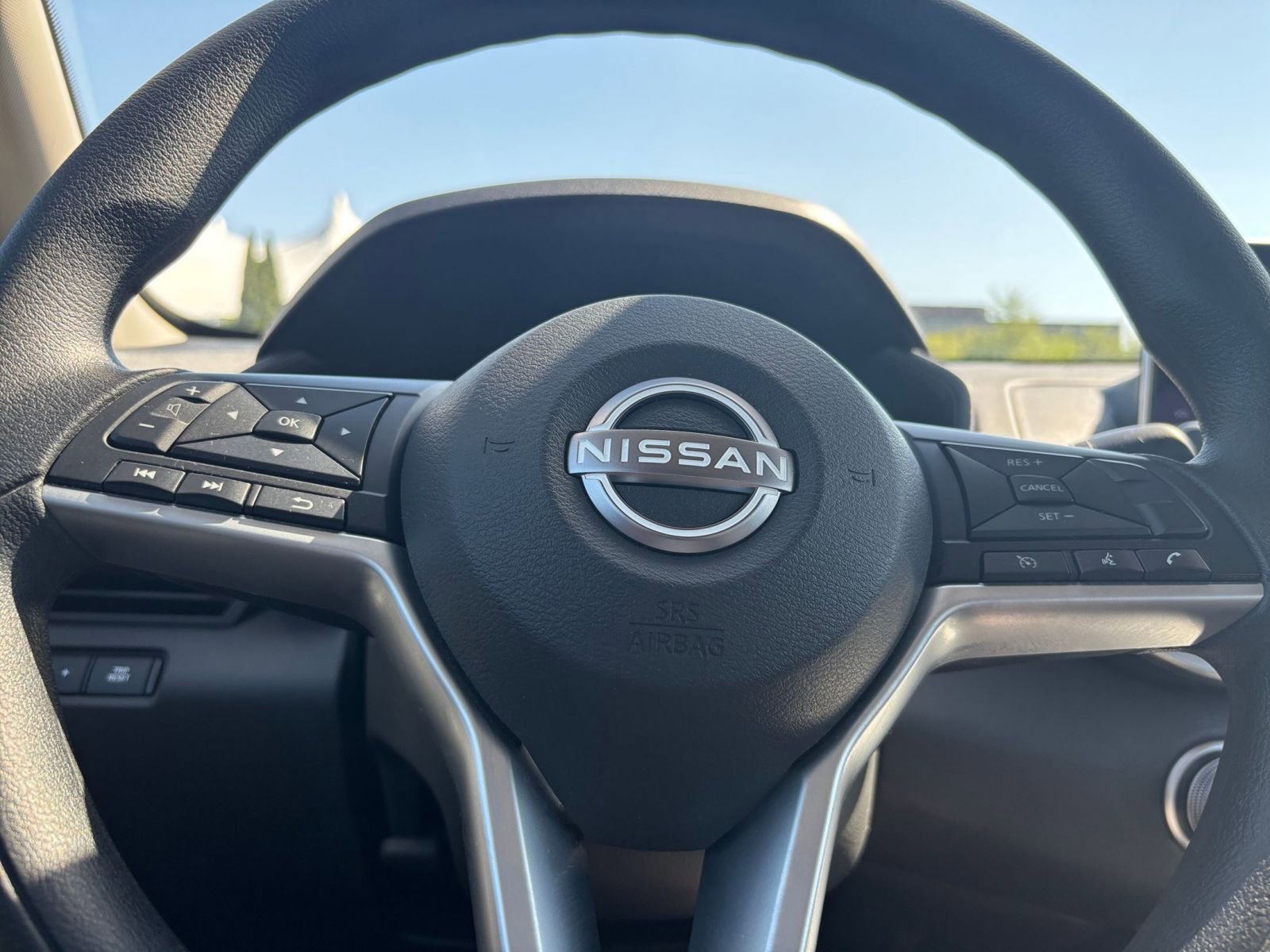 Thumbnail: 2025 Nissan Altima - 28