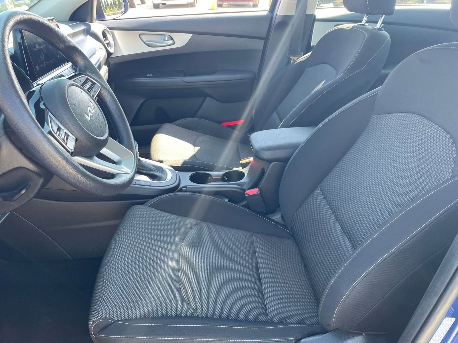 Thumbnail: 2024 Kia Forte - 25