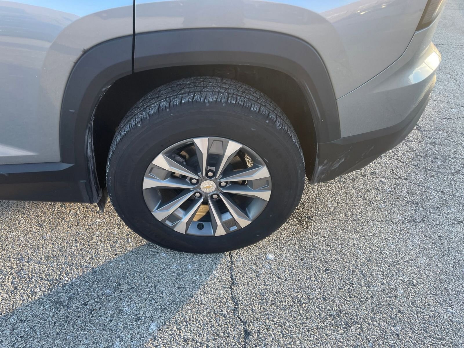 Thumbnail: 2025 Chevrolet Equinox - 30