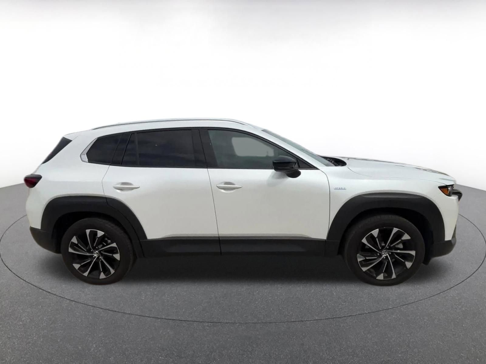Thumbnail: 2025 Mazda CX-50 - 16