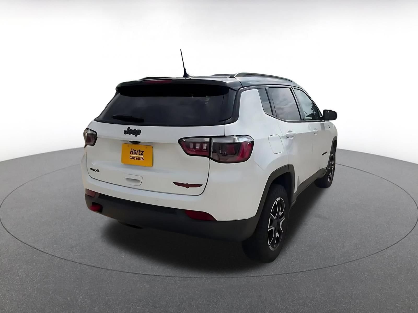 Thumbnail: 2025 Jeep Compass - 10