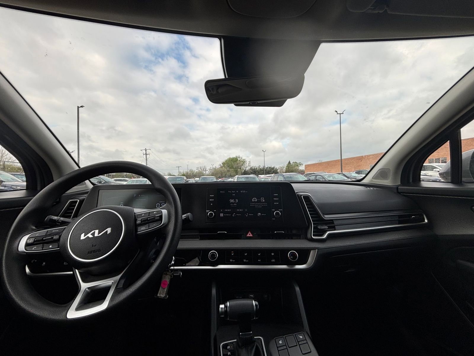 Thumbnail: 2024 Kia Sportage - 32