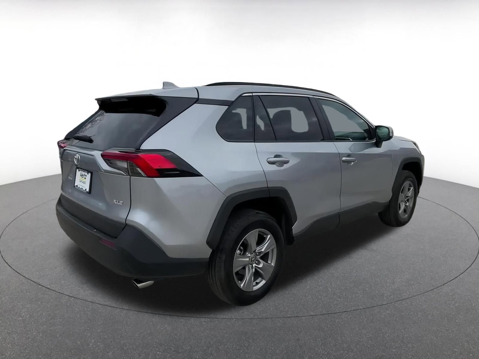 Thumbnail: 2025 Toyota RAV4 - 15