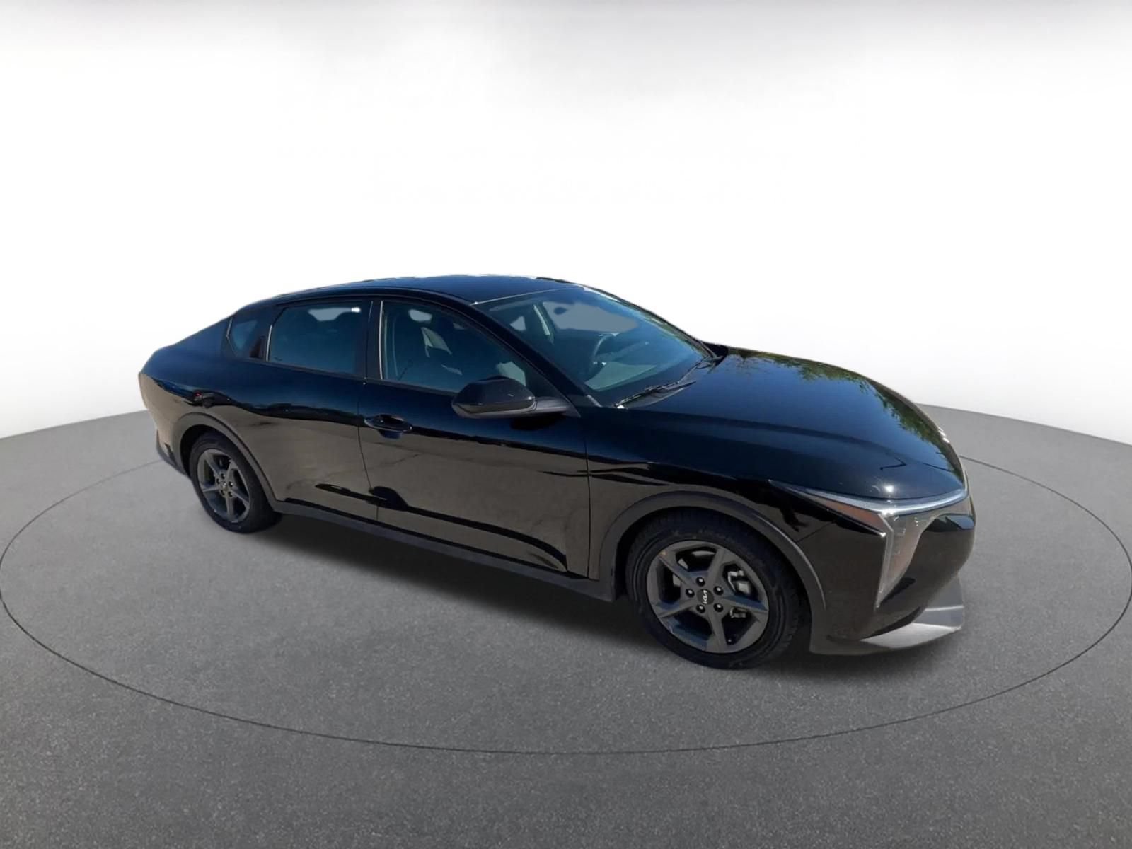 Thumbnail: 2025 Kia K4 - 2