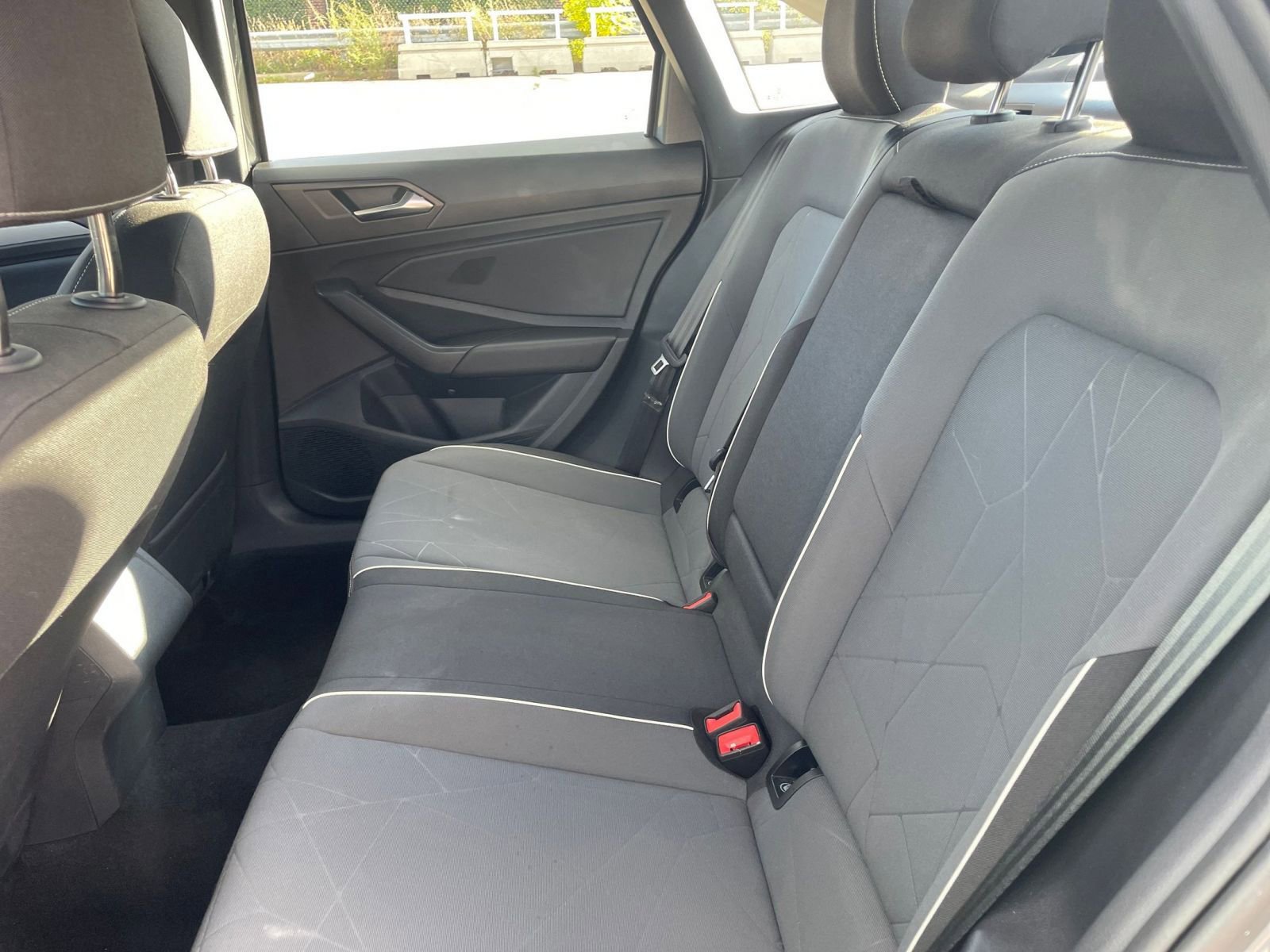 Thumbnail: 2025 Volkswagen Jetta - 24