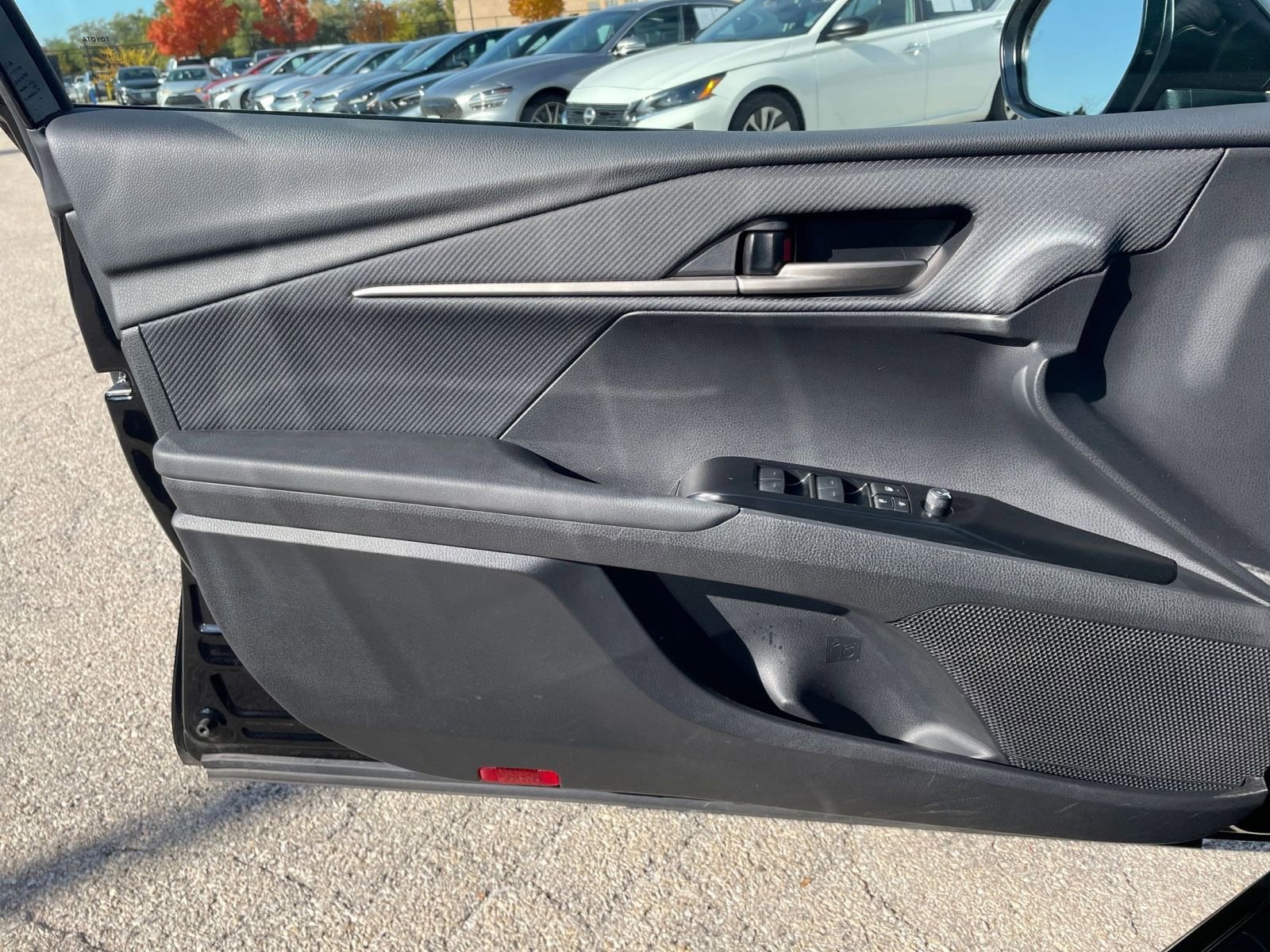 Thumbnail: 2025 Toyota Camry - 20