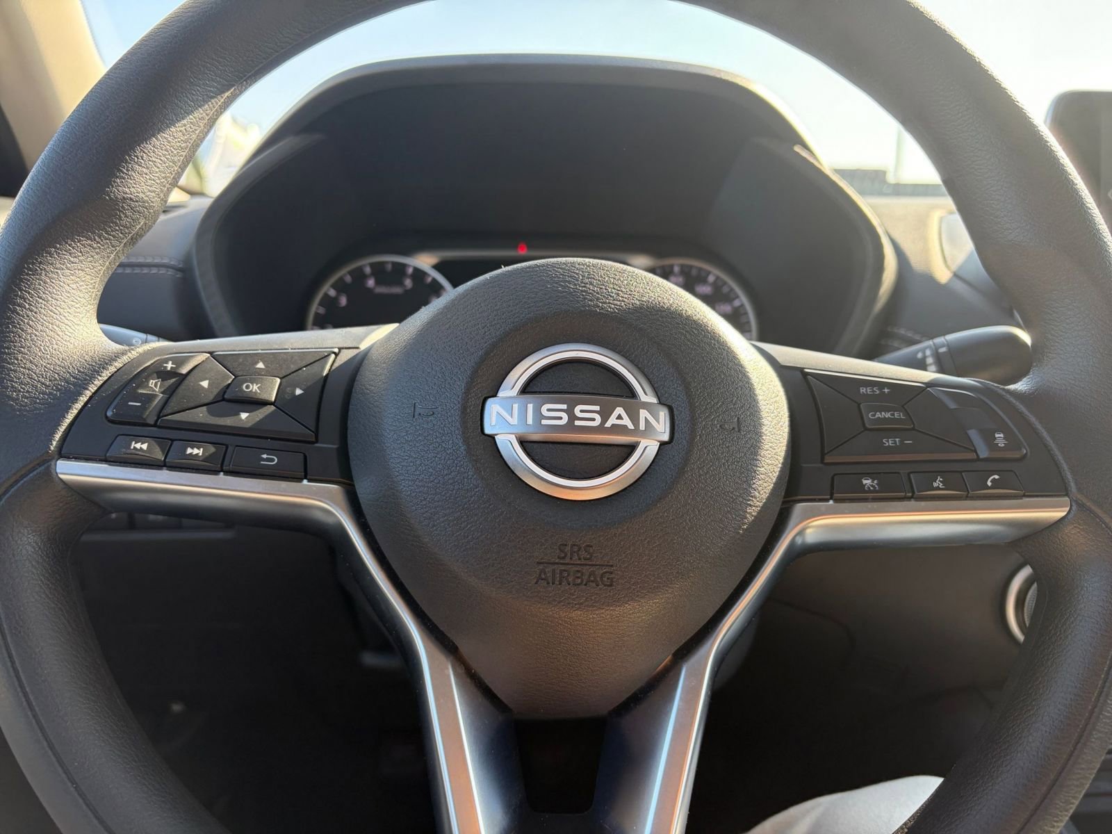 Thumbnail: 2025 Nissan Sentra - 25