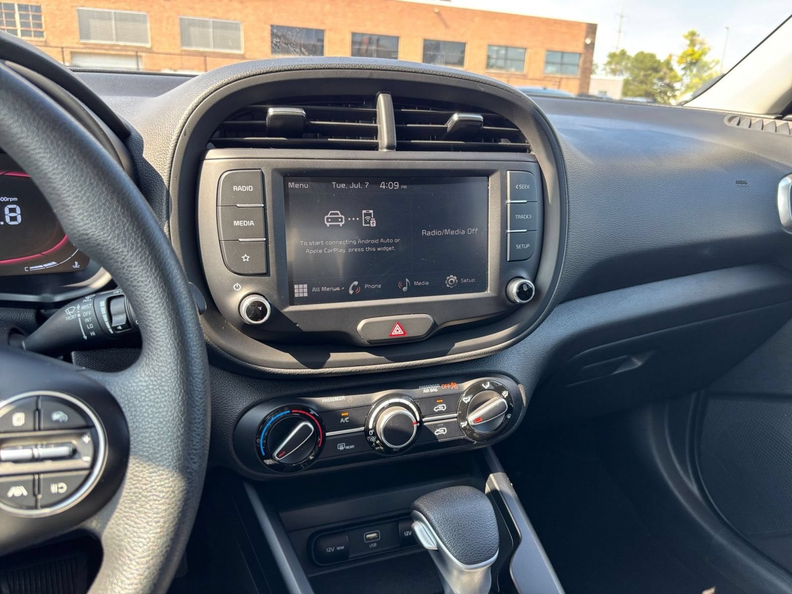 Thumbnail: 2025 Kia Soul - 16