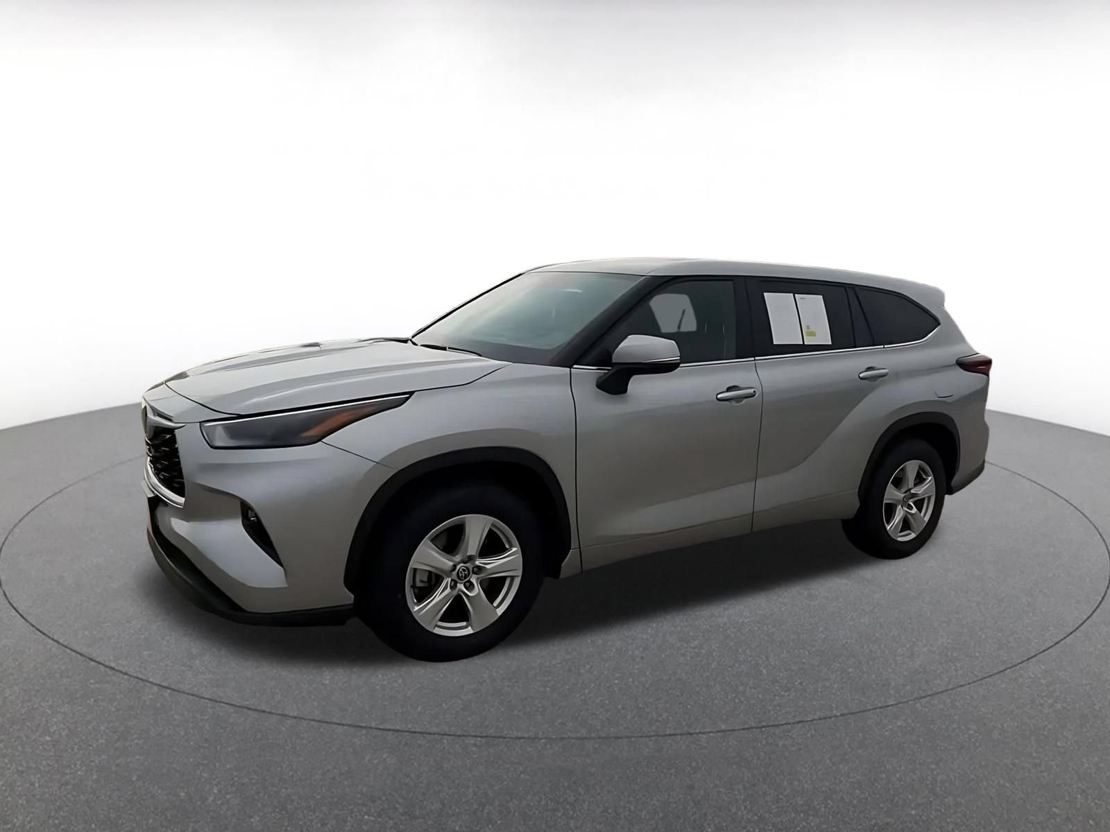 Thumbnail: 2025 Toyota Highlander - 8