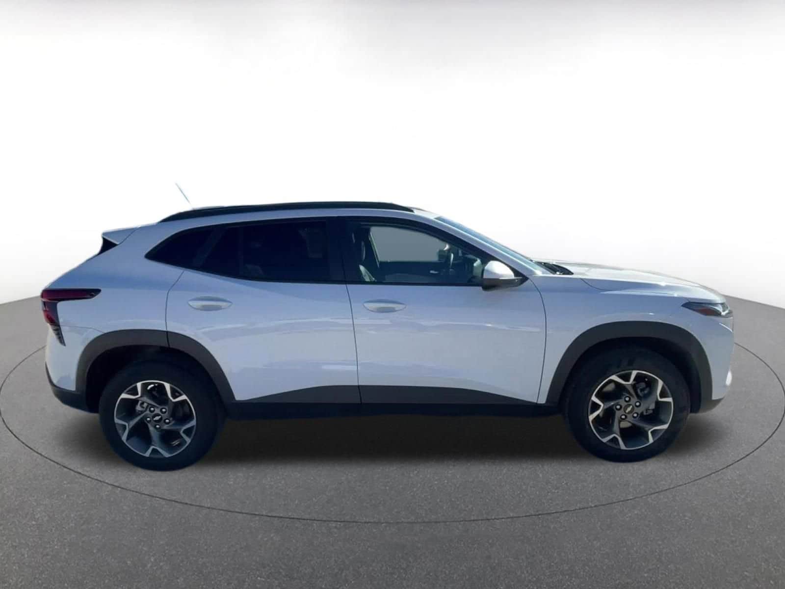 Thumbnail: 2025 Chevrolet Trax - 16