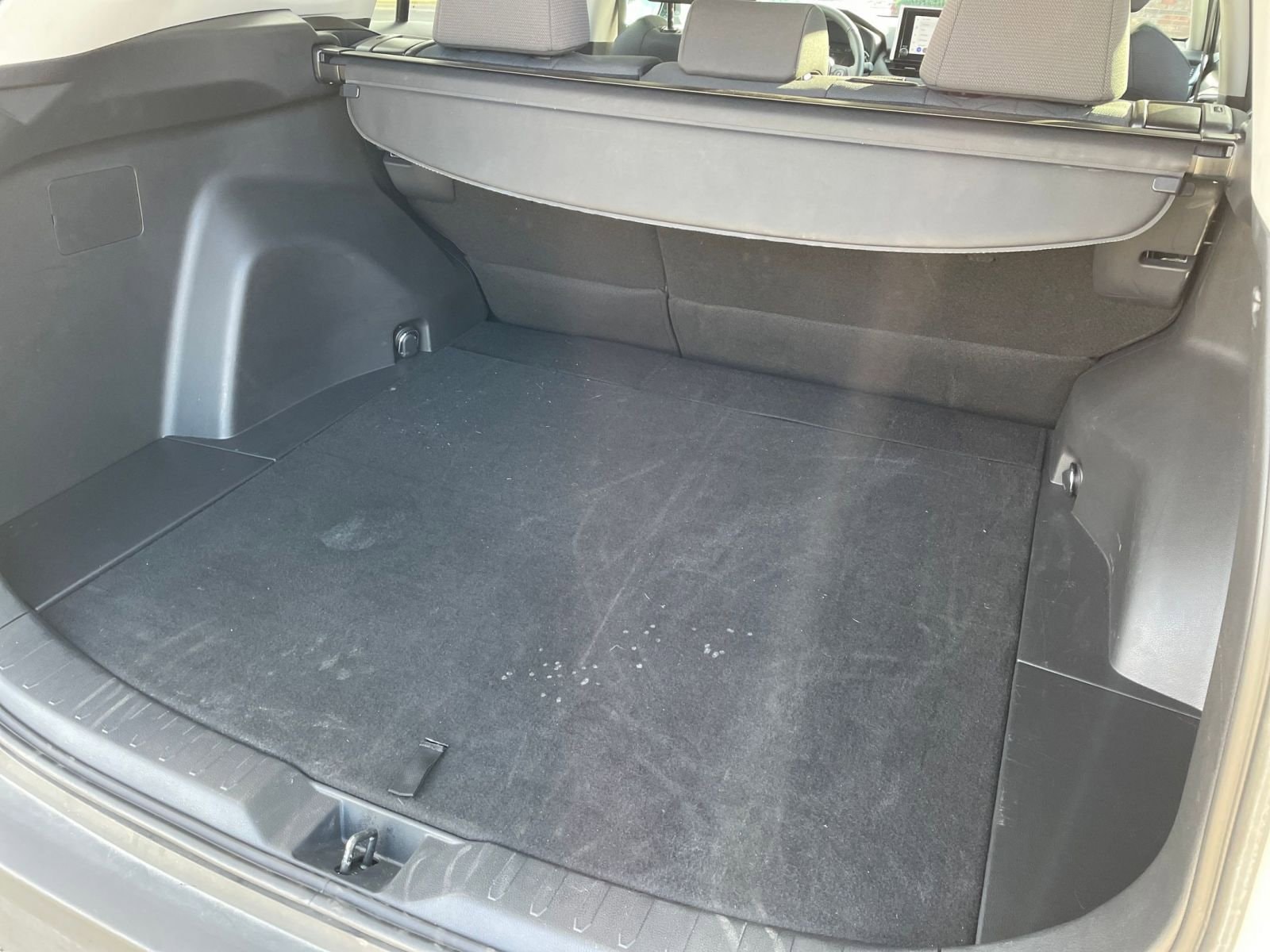 Thumbnail: 2025 Toyota RAV4 - 31