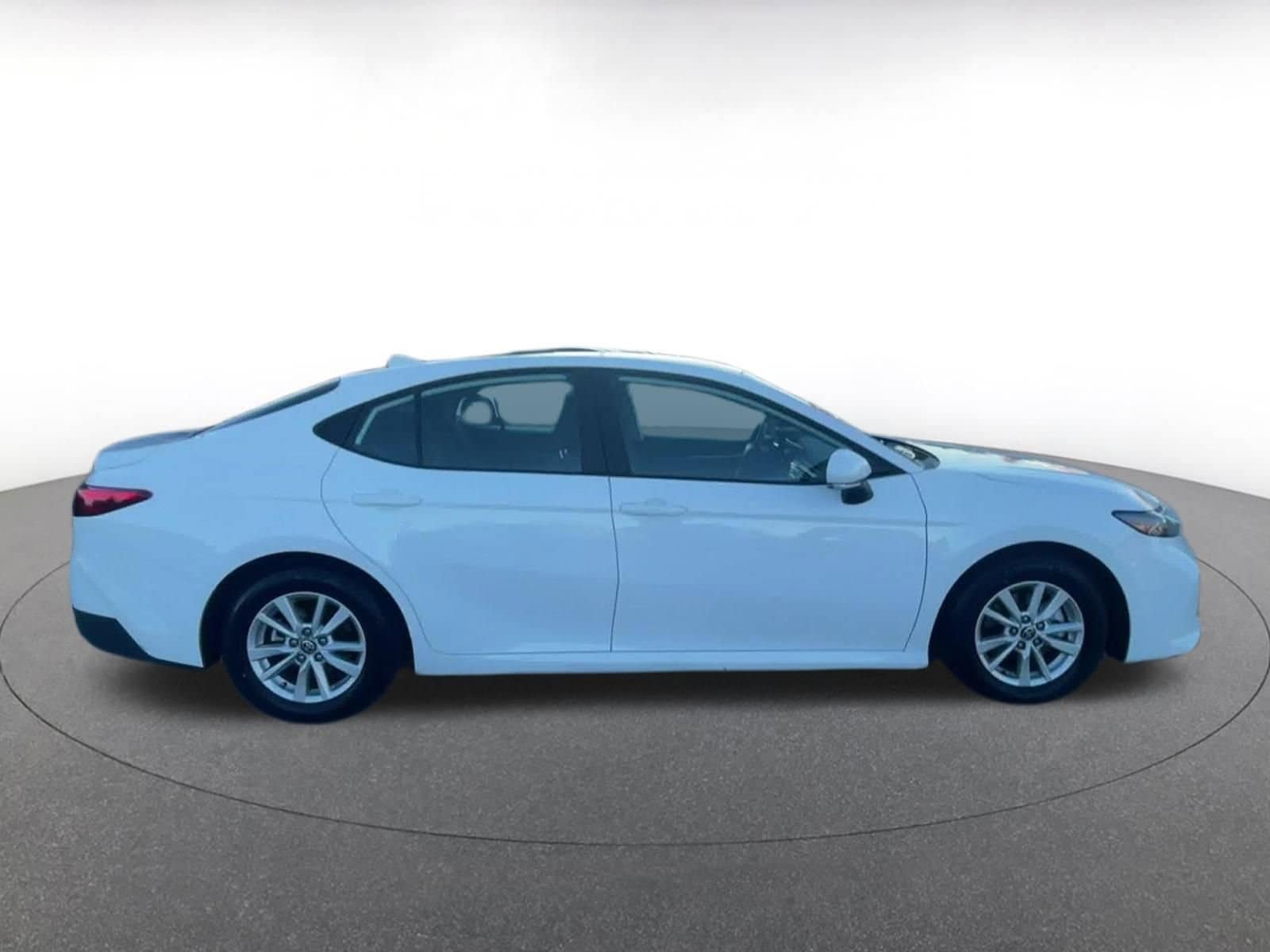 Thumbnail: 2025 Toyota Camry - 16