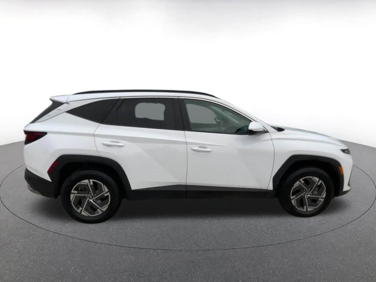 Thumbnail: 2025 Hyundai Tucson - 16