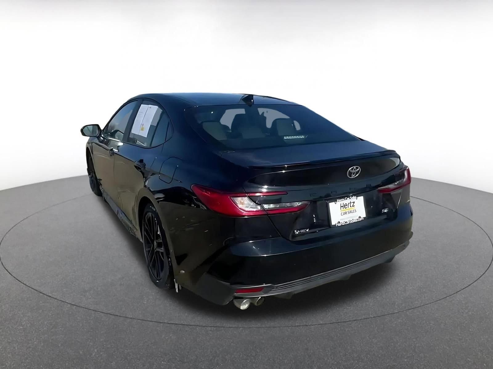 Thumbnail: 2025 Toyota Camry - 10