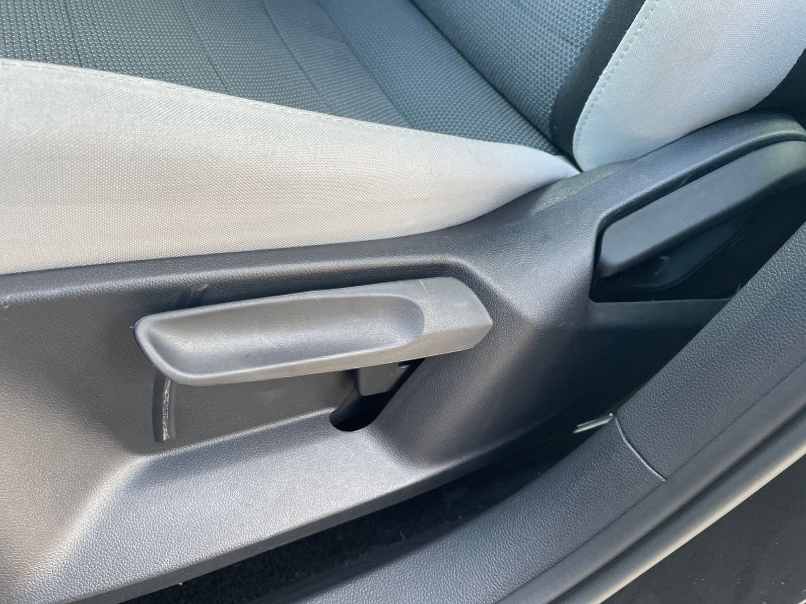 Thumbnail: 2025 Volkswagen Taos - 22