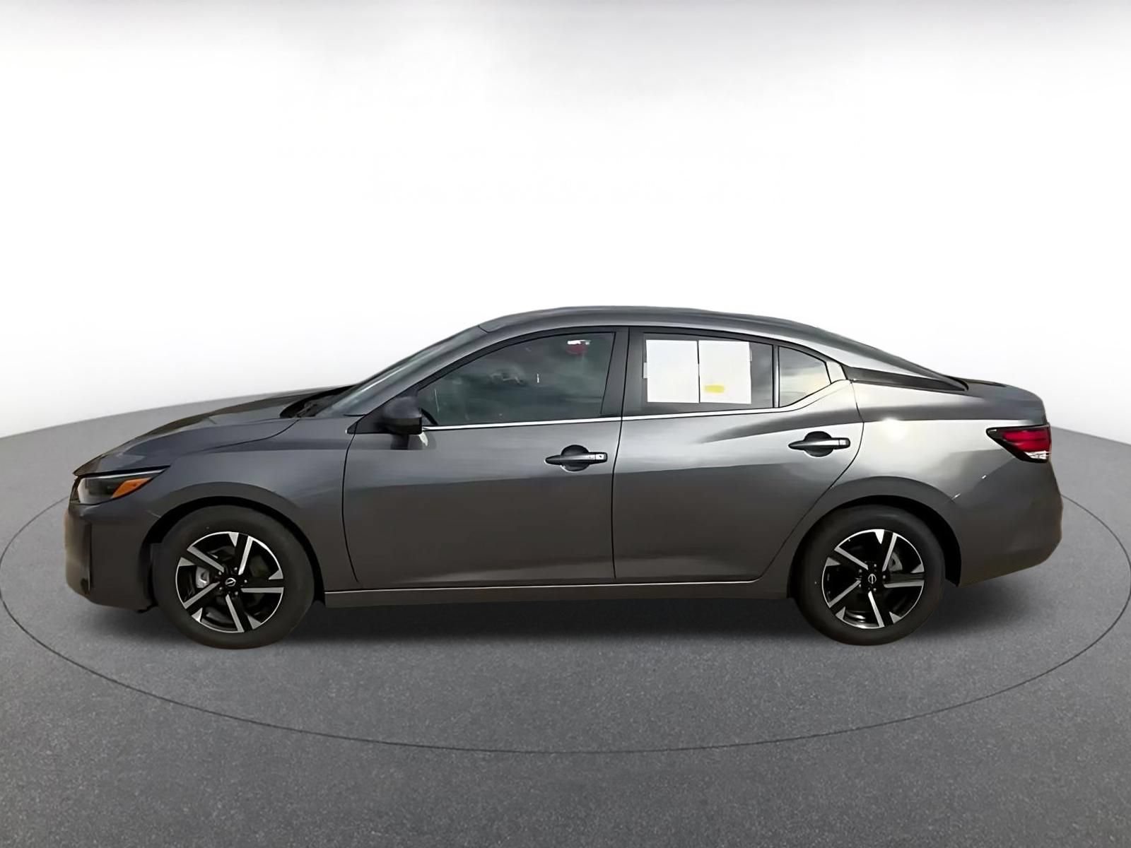 Thumbnail: 2025 Nissan Sentra - 8