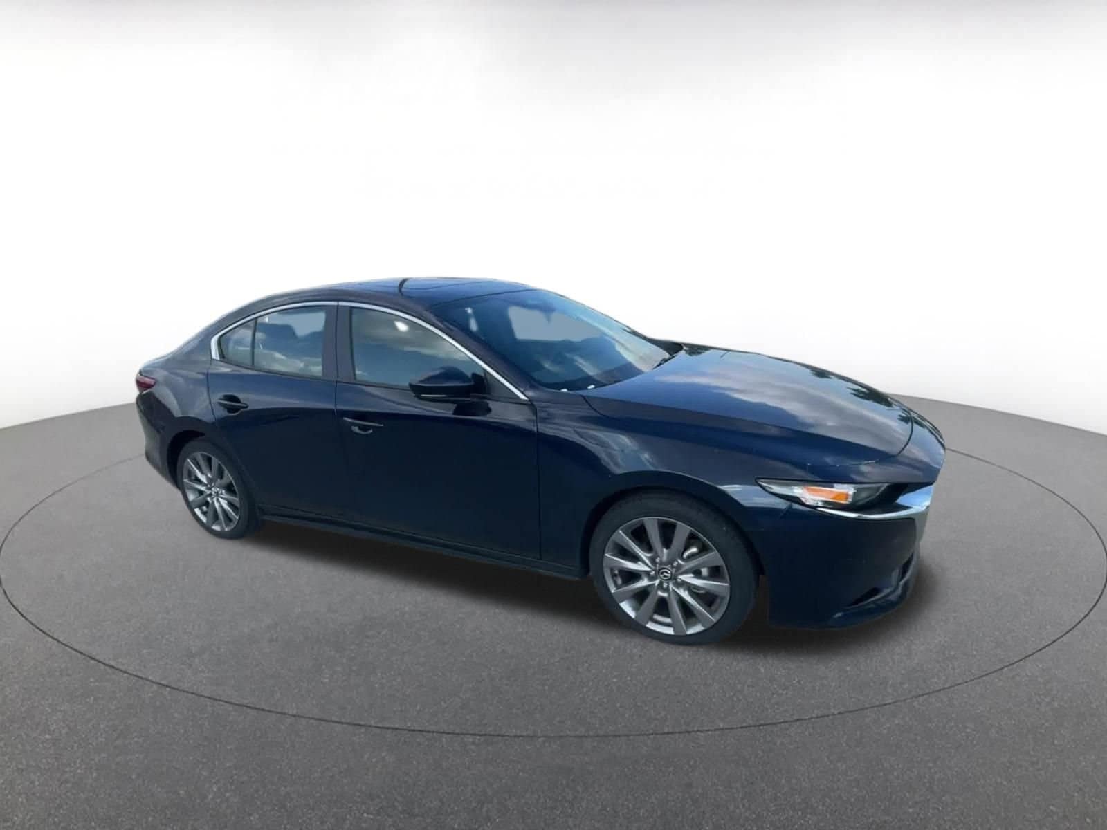 Thumbnail: 2024 Mazda Mazda3 - 2