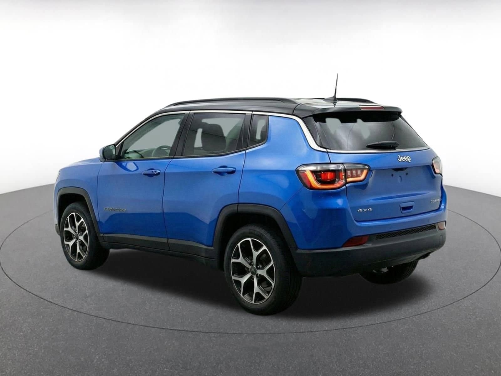Thumbnail: 2025 Jeep Compass - 7