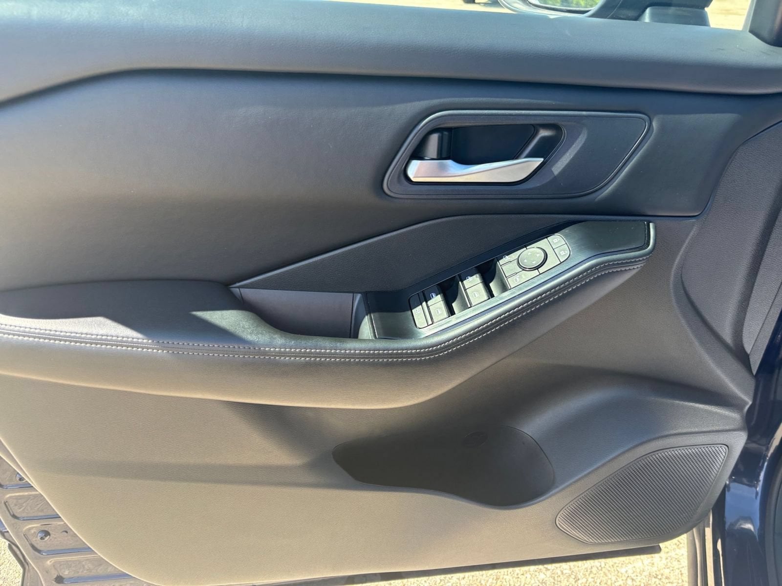 Thumbnail: 2025 Chevrolet Equinox - 18