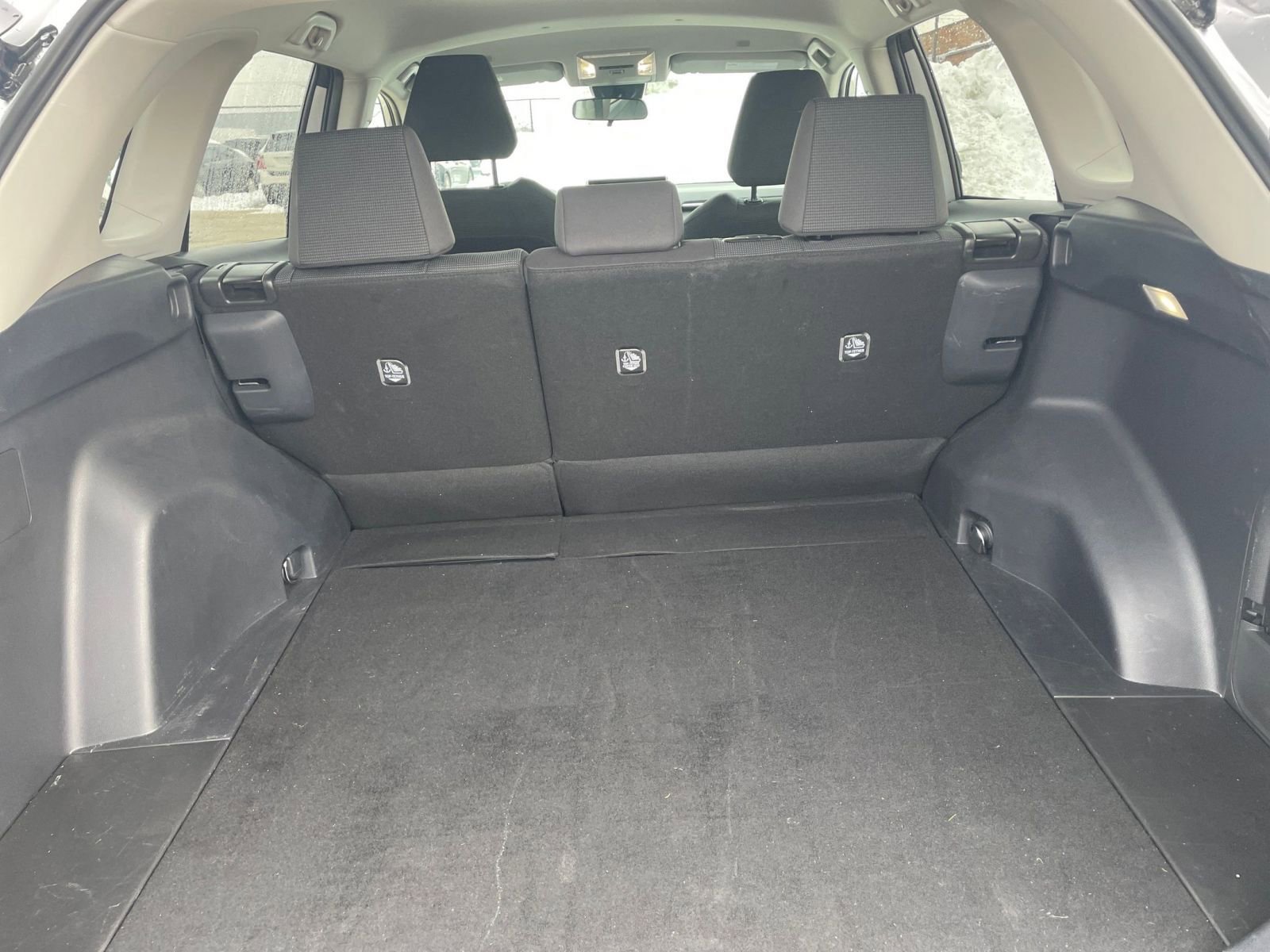 Thumbnail: 2025 Toyota RAV4 - 31