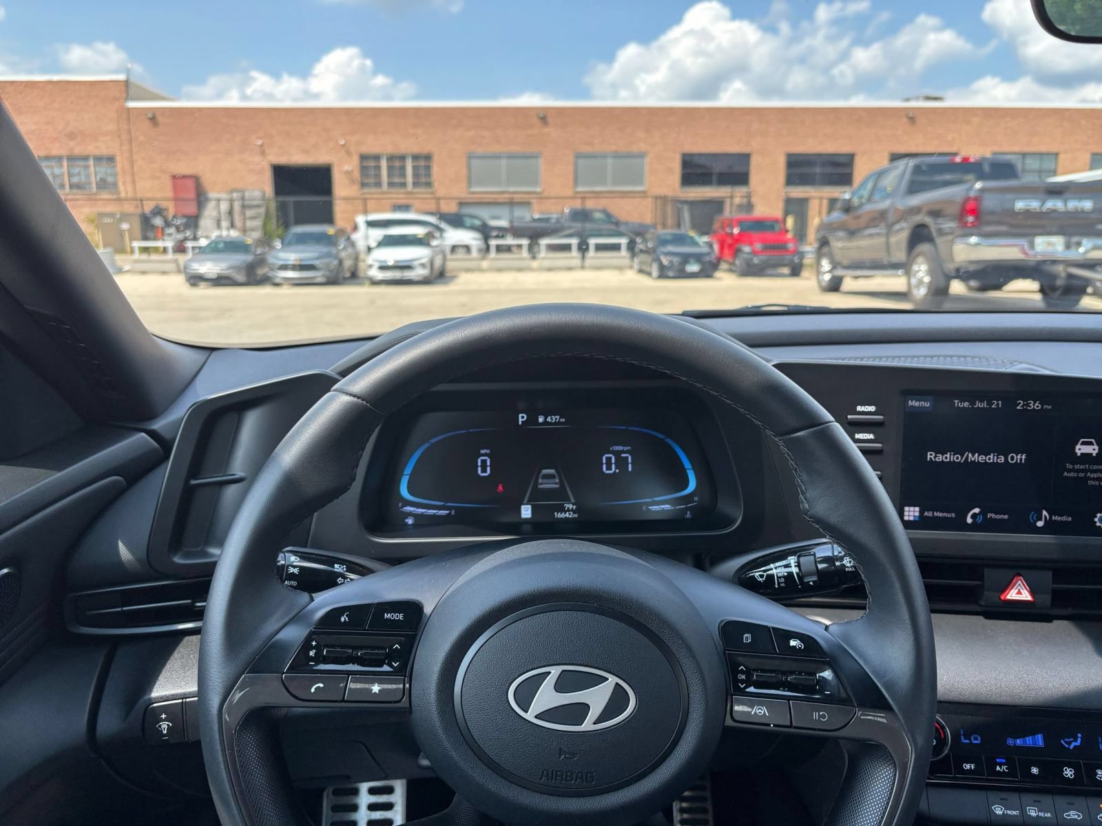 Thumbnail: 2026 Hyundai Elantra - 32