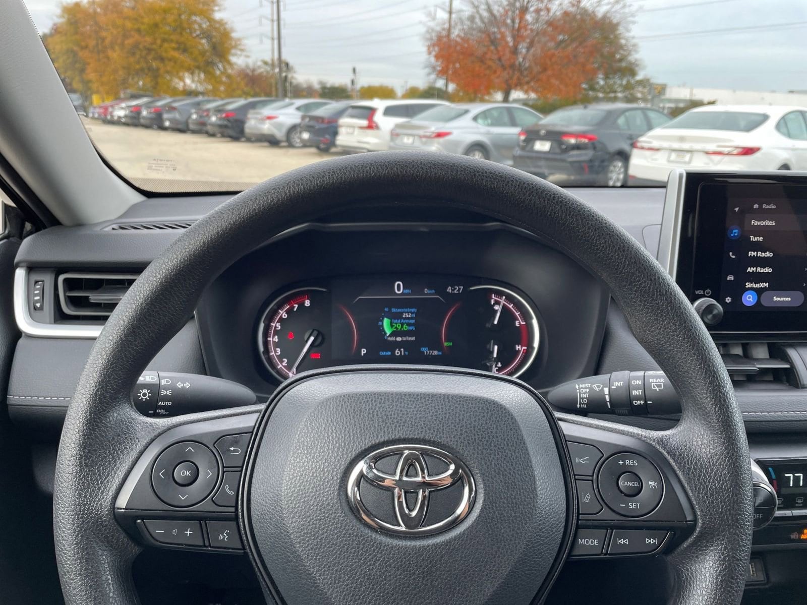 Thumbnail: 2025 Toyota RAV4 - 34