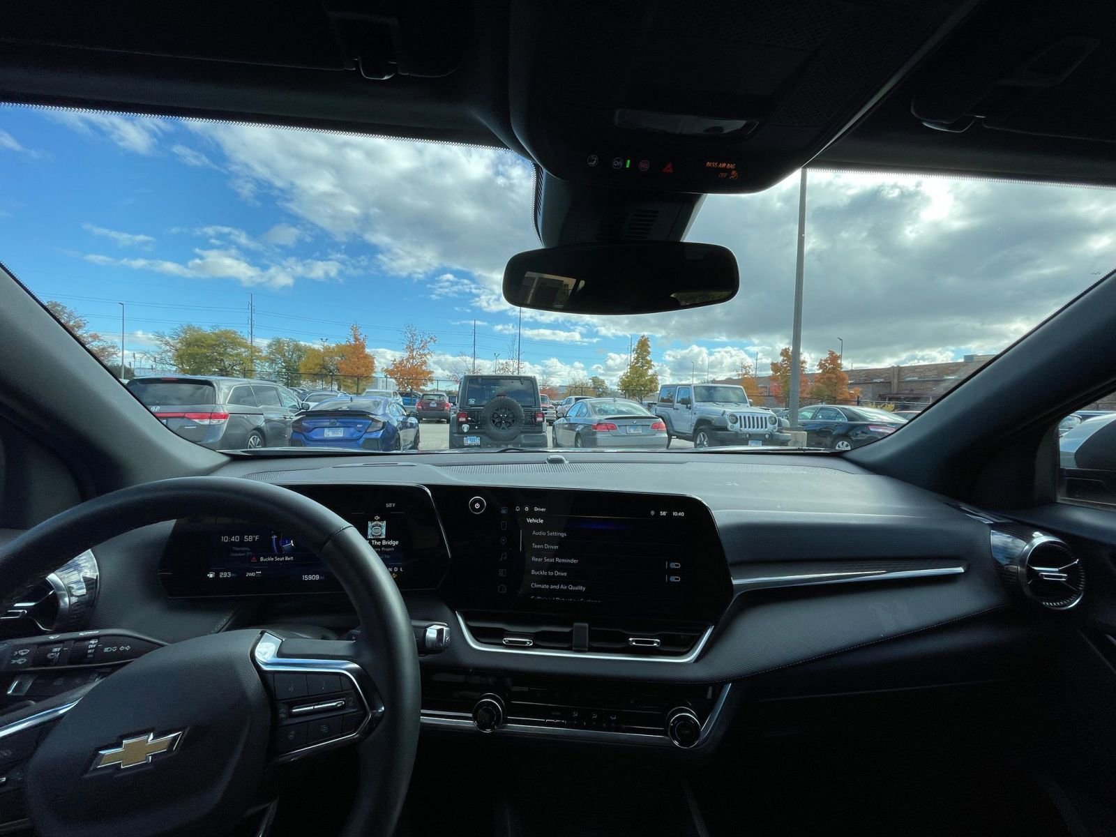 Thumbnail: 2025 Chevrolet Equinox - 33