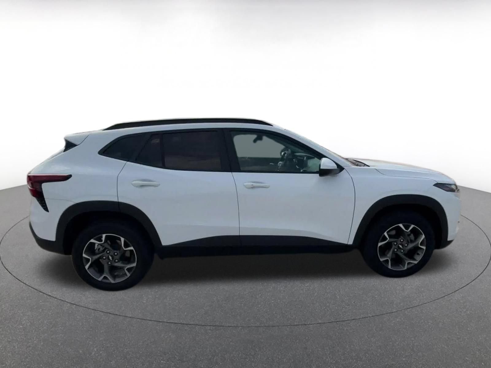Thumbnail: 2025 Chevrolet Trax - 13
