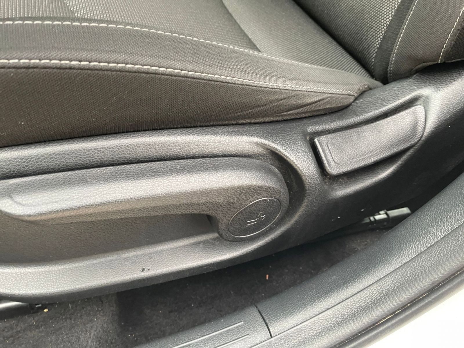 Thumbnail: 2024 Kia Forte - 22