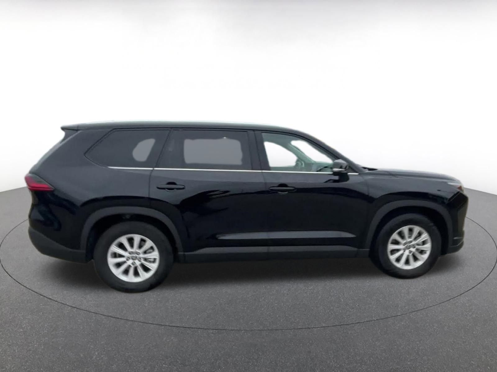 Thumbnail: 2025 Toyota Grand Highlander - 16