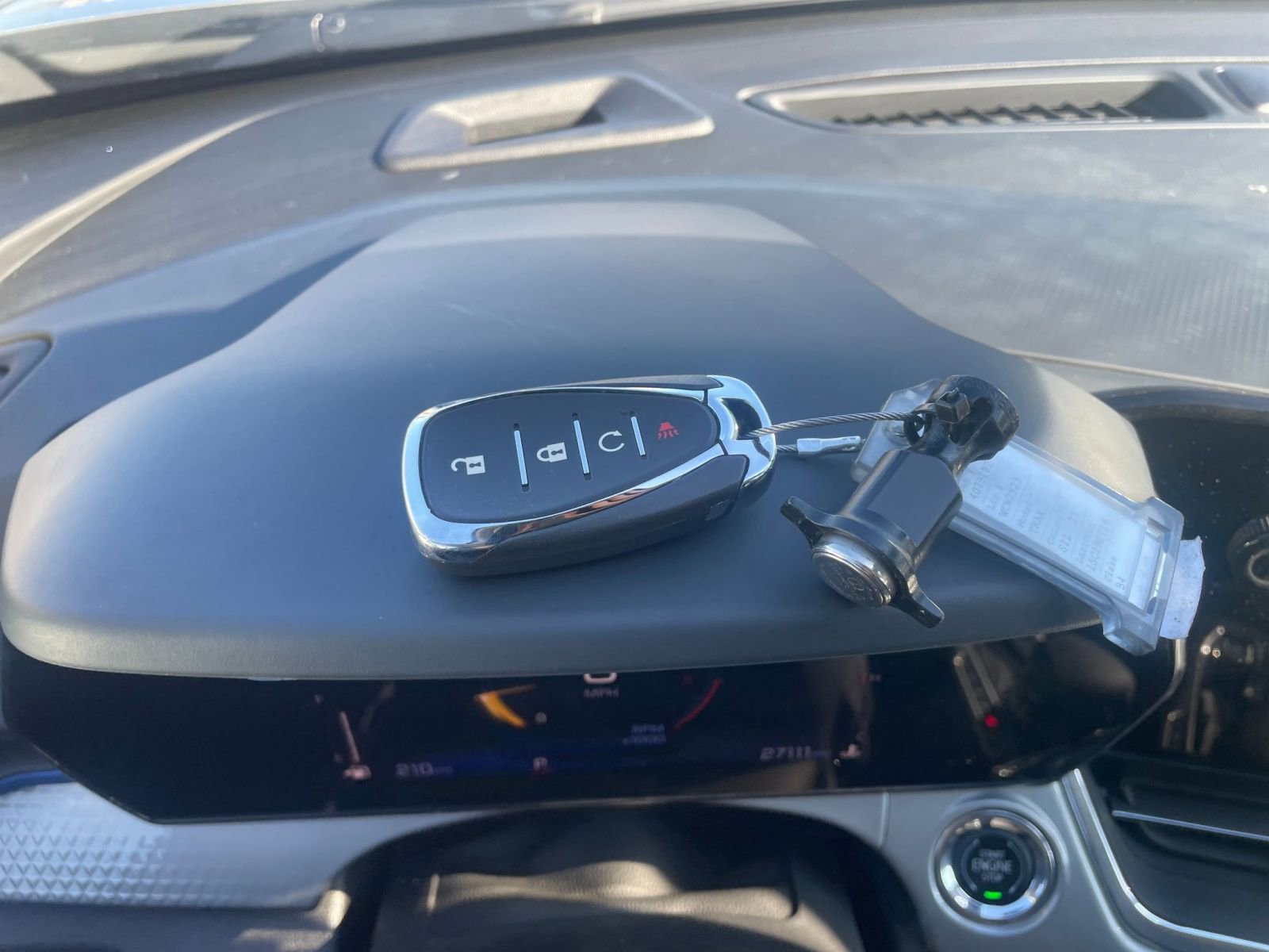 Thumbnail: 2025 Chevrolet Trax - 21