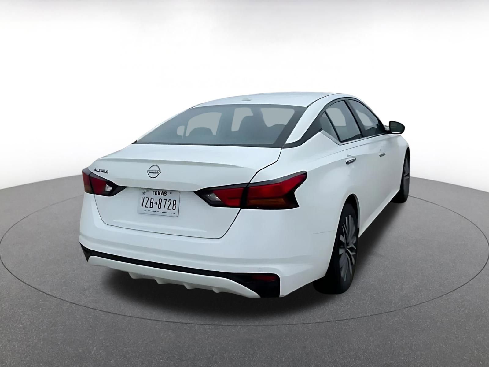 Thumbnail: 2025 Nissan Altima - 14