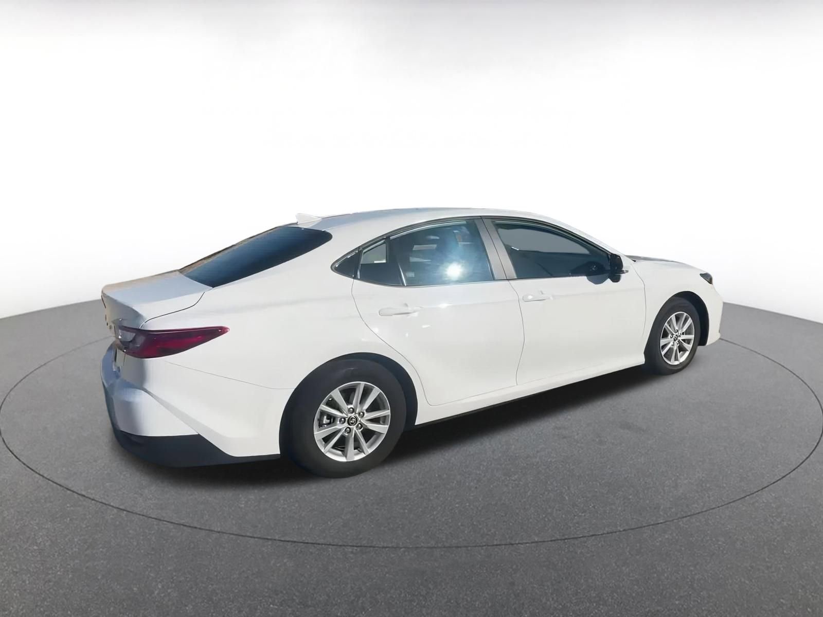 Thumbnail: 2025 Toyota Camry - 15