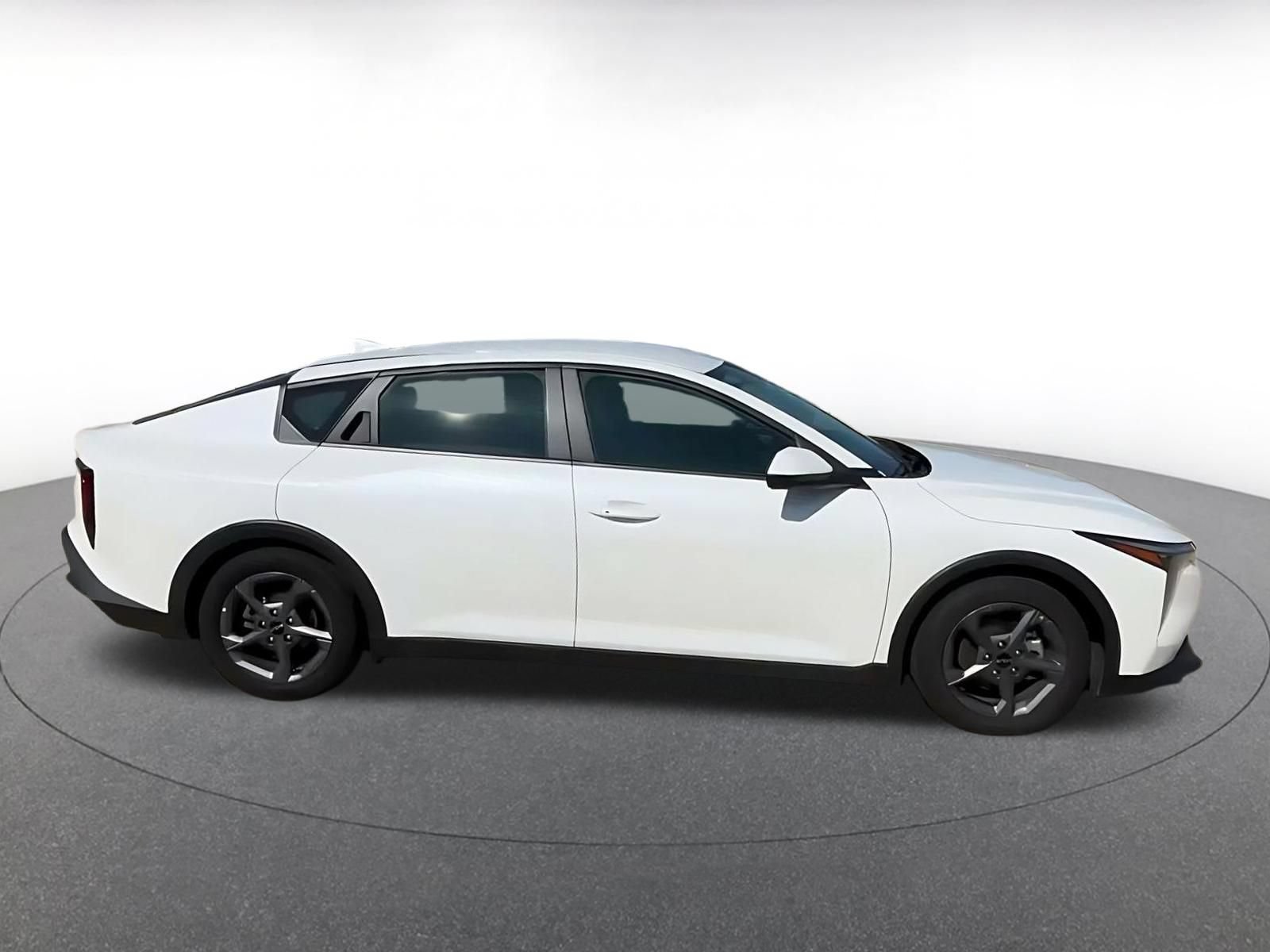 Thumbnail: 2025 Kia K4 - 15