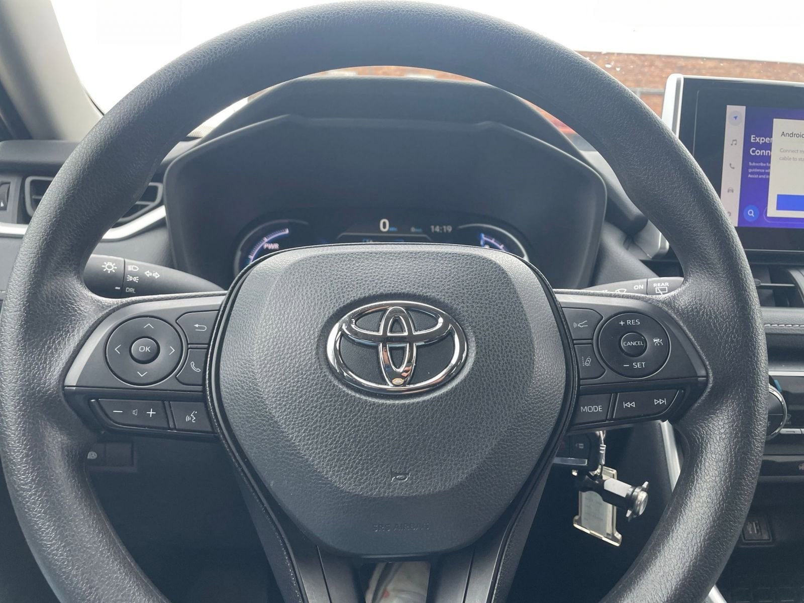 Thumbnail: 2025 Toyota RAV4 - 28