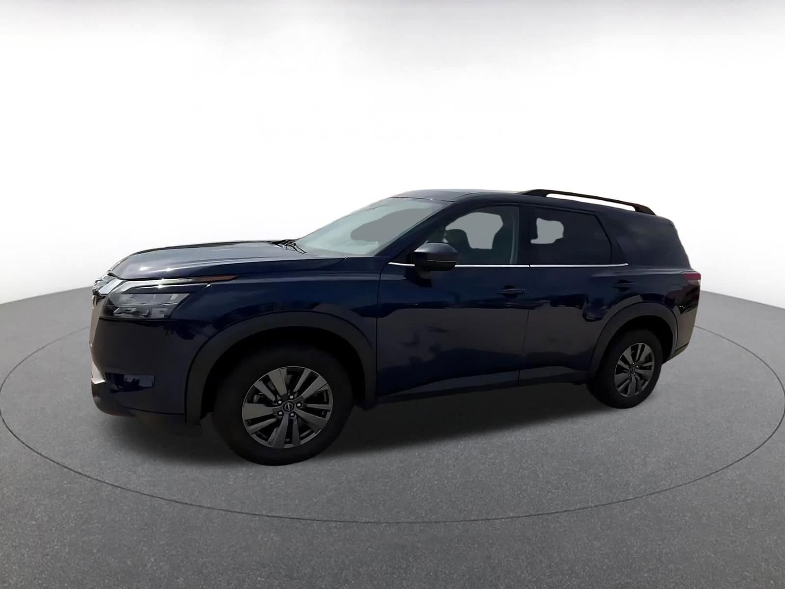Thumbnail: 2025 Nissan Pathfinder - 8