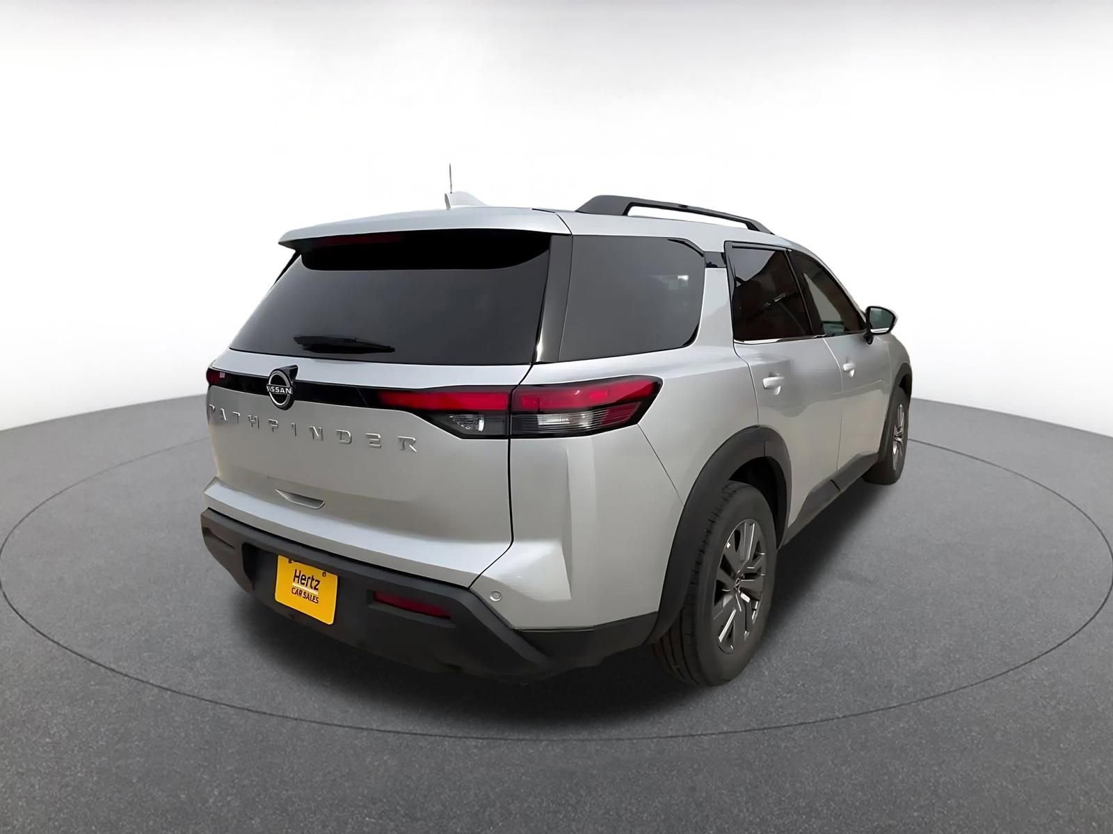 Thumbnail: 2025 Nissan Pathfinder - 15