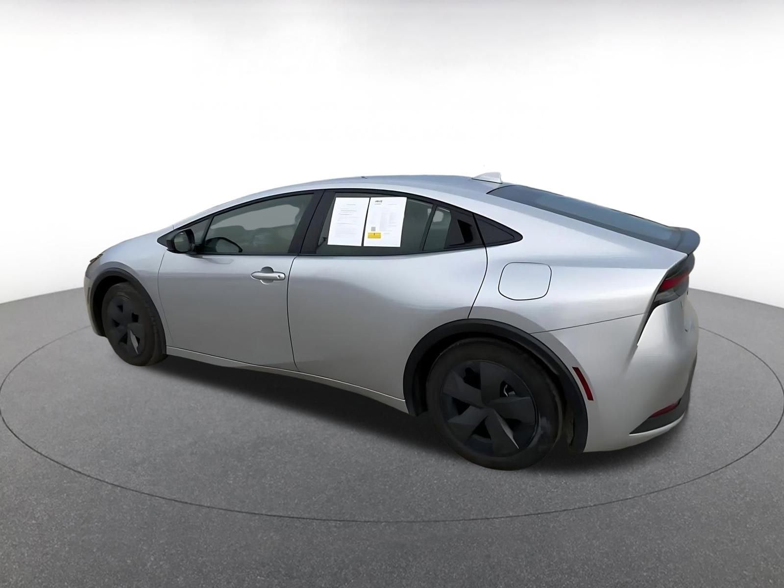 Thumbnail: 2025 Toyota Prius - 11