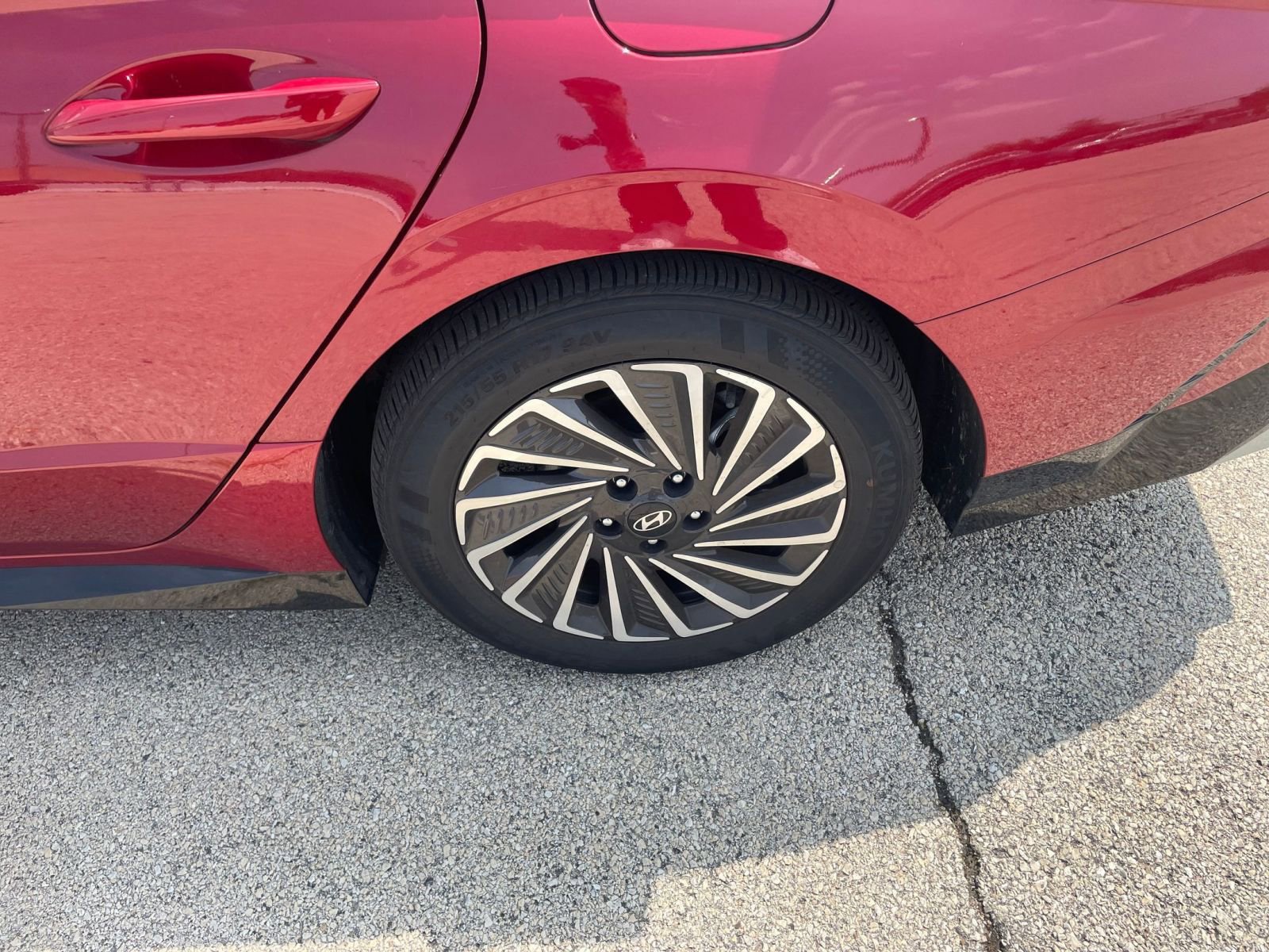 Thumbnail: 2024 Hyundai Sonata - 30