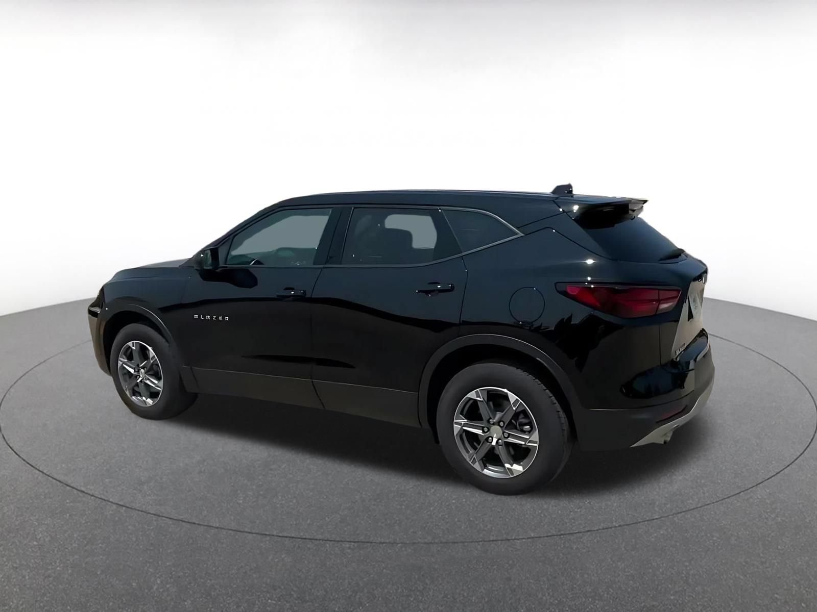 Thumbnail: 2026 Chevrolet Blazer - 10