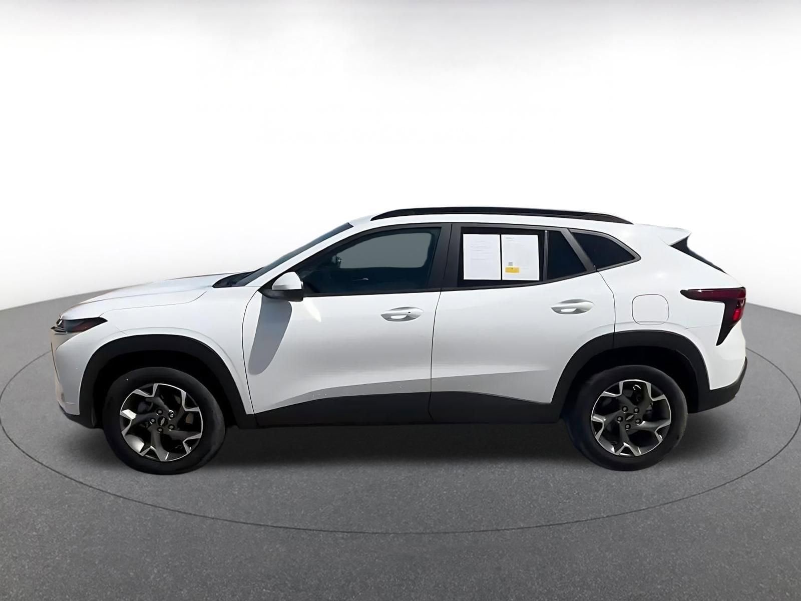 Thumbnail: 2025 Nissan Versa - 10