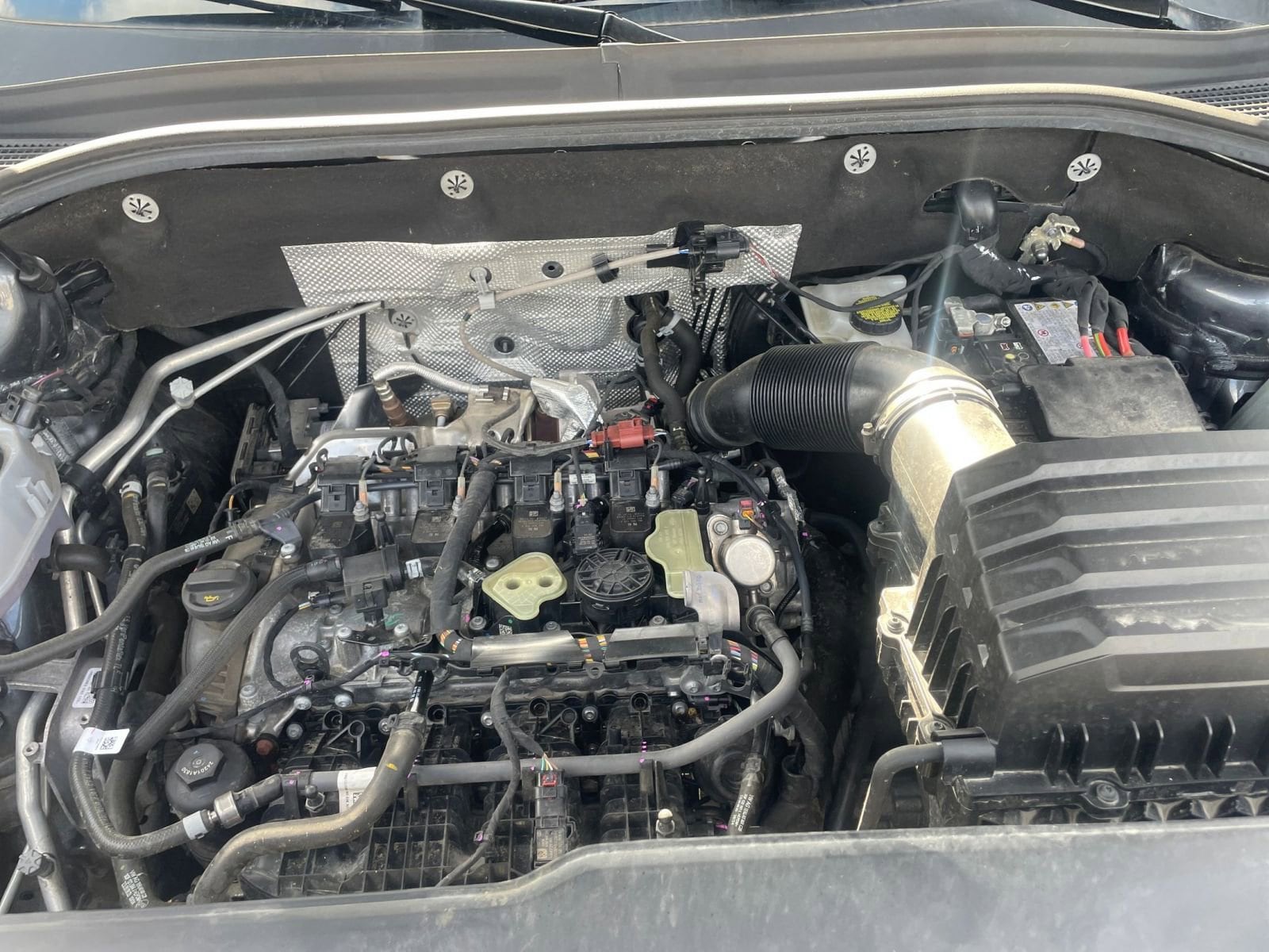 Thumbnail: 2025 Volkswagen Atlas - 32