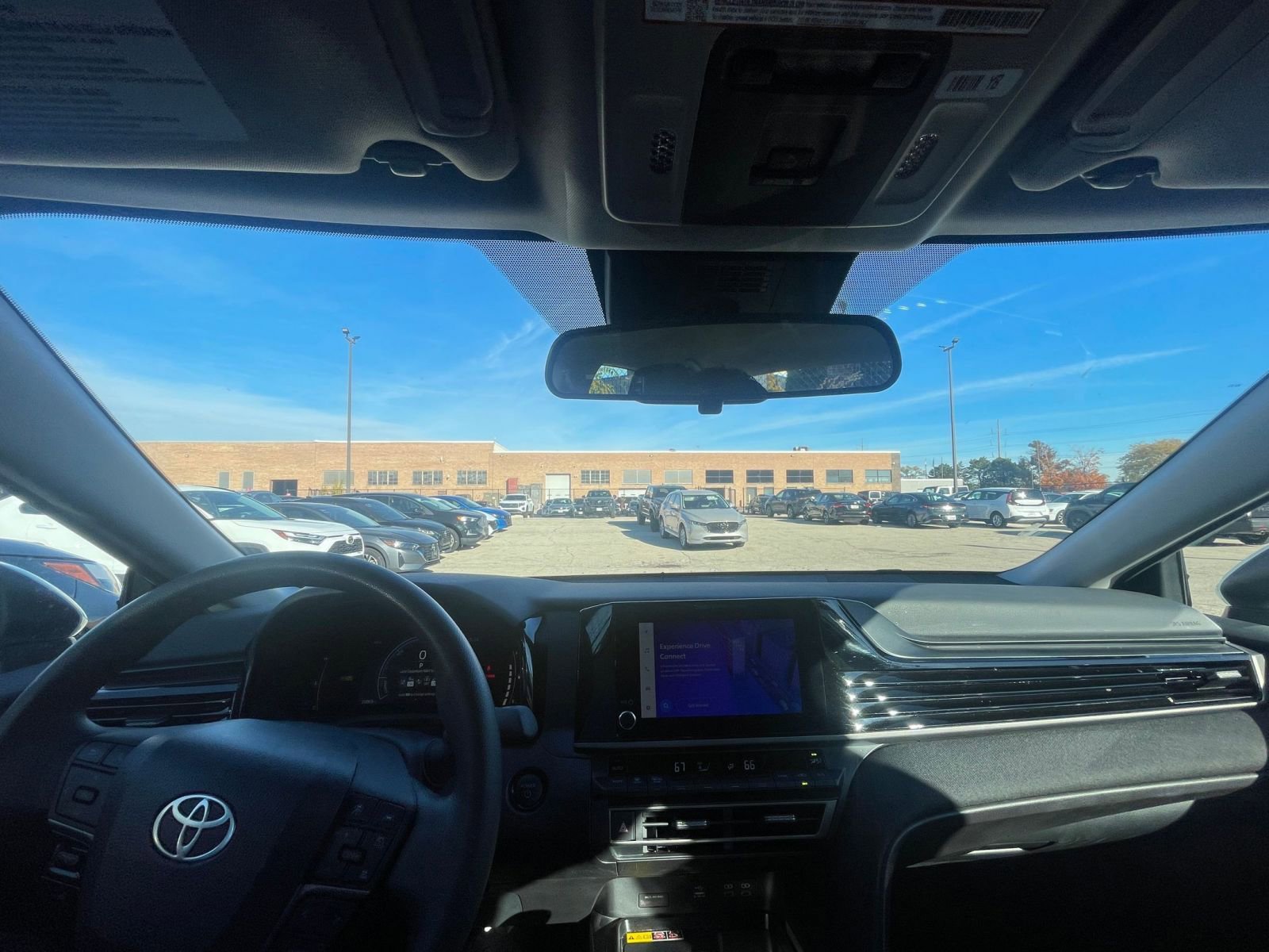 Thumbnail: 2025 Toyota Camry - 33