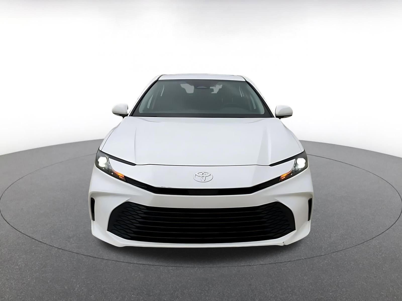 Thumbnail: 2025 Toyota Camry - 4