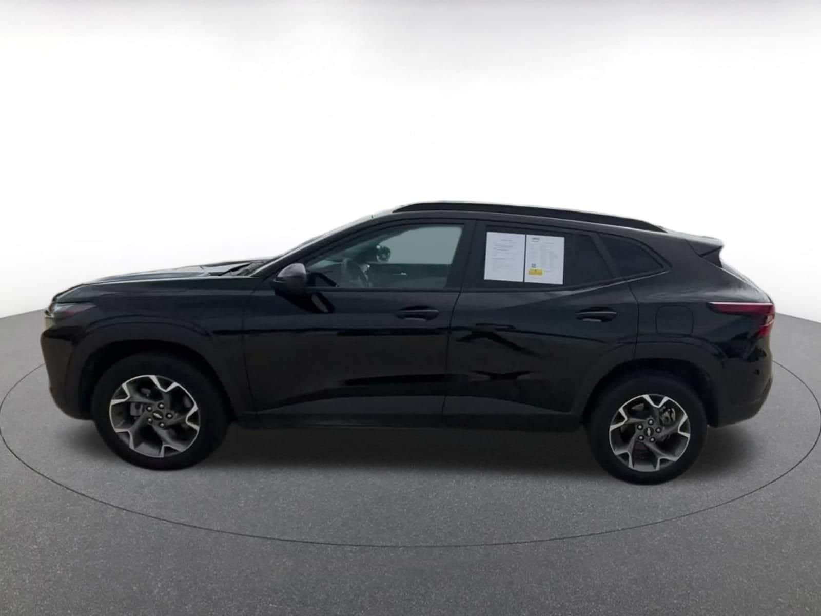 Thumbnail: 2025 Chevrolet Trax - 7