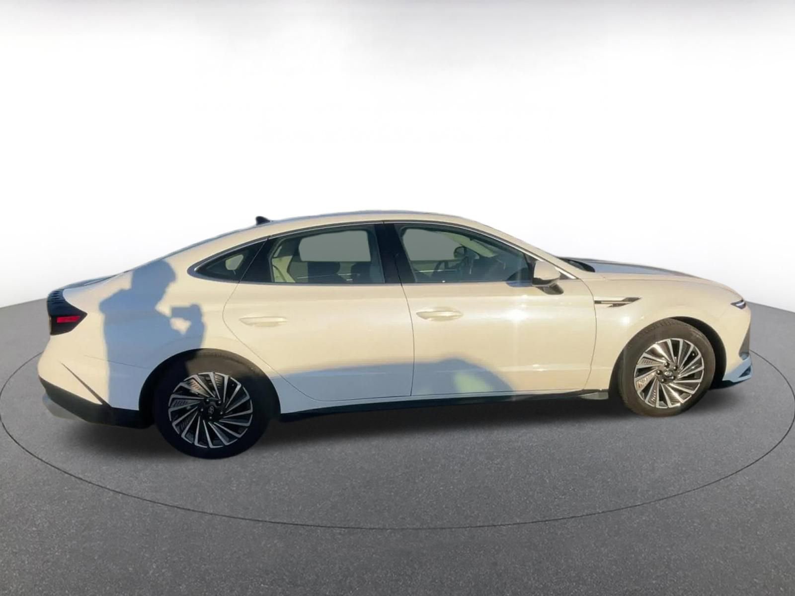 Thumbnail: 2025 Hyundai Sonata - 16