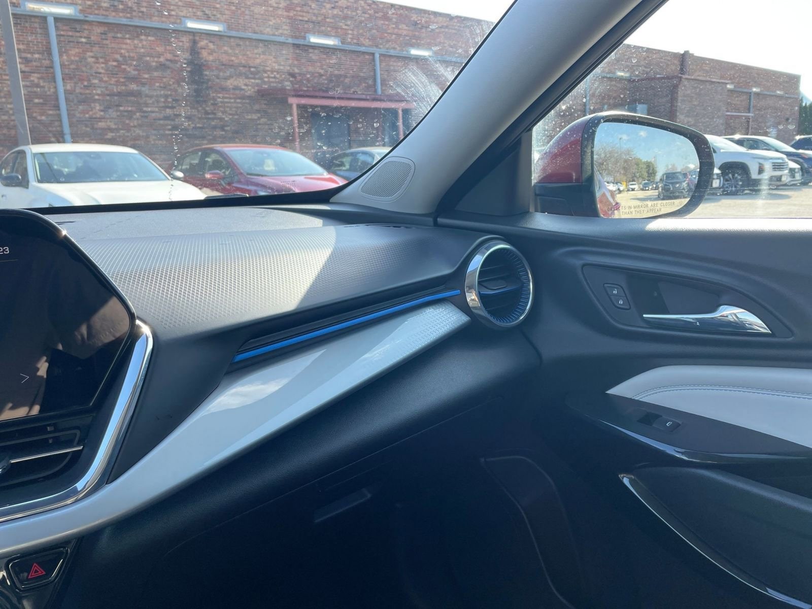 Thumbnail: 2025 Chevrolet Trax - 34